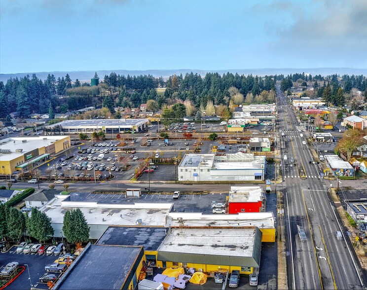 More Photos Of 2825 E Fourth Plain Blvd, Vancouver Freestanding For Sale