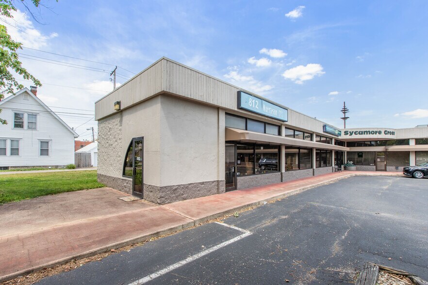 More Photos Of 808 3rd St, Columbus Storefront For Sale
