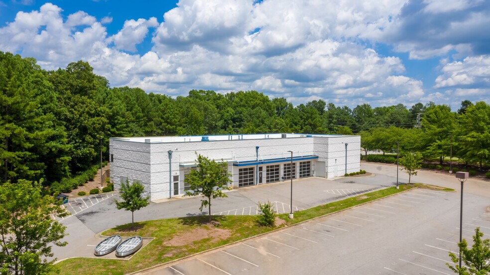 More Photos Of 1640 Piney Plains Rd, Cary Auto Repair For Sale