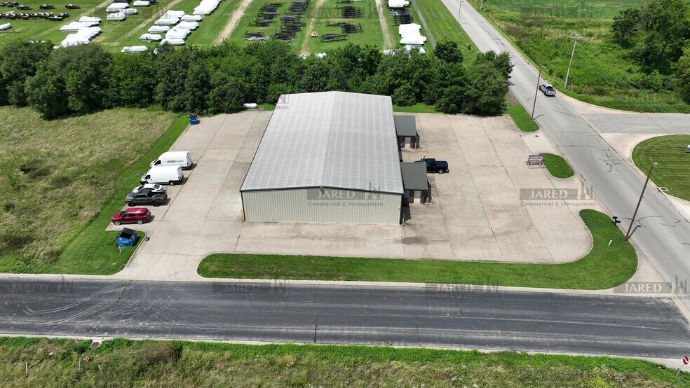 More Photos Of 1019 Cowan Dr, Lebanon Light Distribution For Lease
