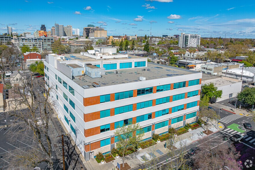 More Photos Of 2020 L St, Sacramento Office For Lease
