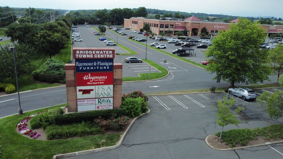 More Photos Of 724 US Highway 202, Bridgewater Unknown For Lease