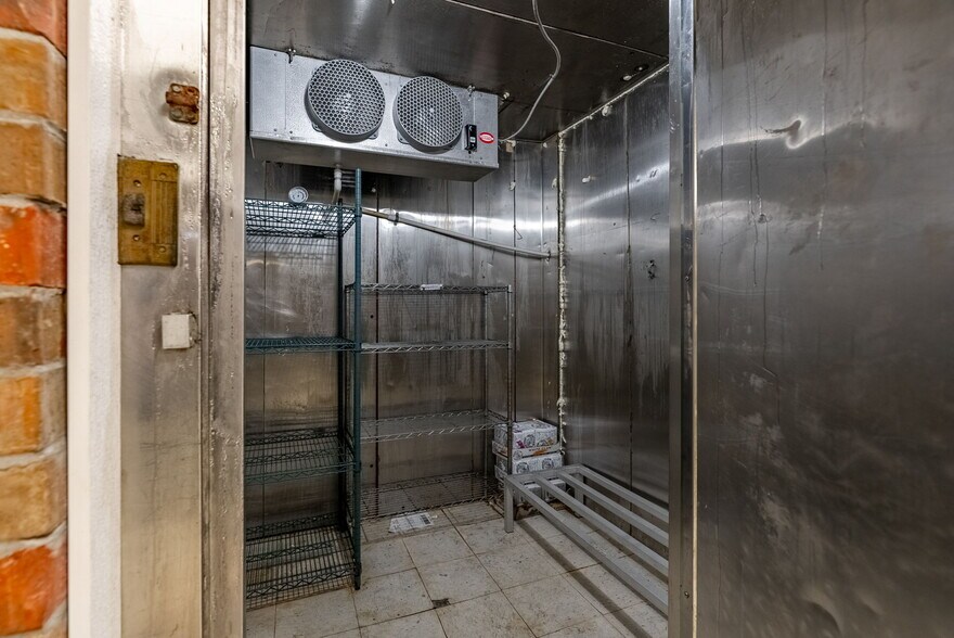 More Photos Of 3801 Happy Bend Rd, Atkins Restaurant For Sale