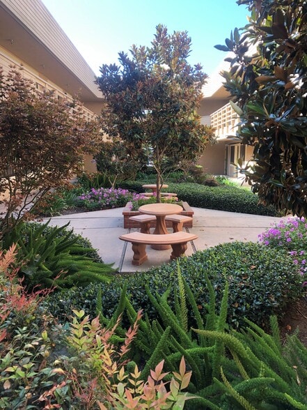 More Photos Of 5951 Encina Rd, Goleta Office For Lease