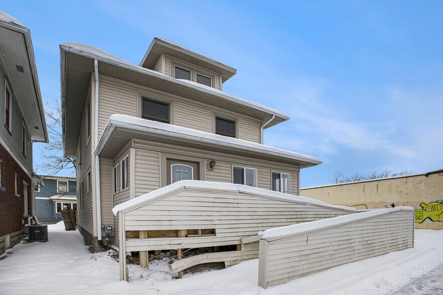 More Photos Of , Lansing Unknown For Sale