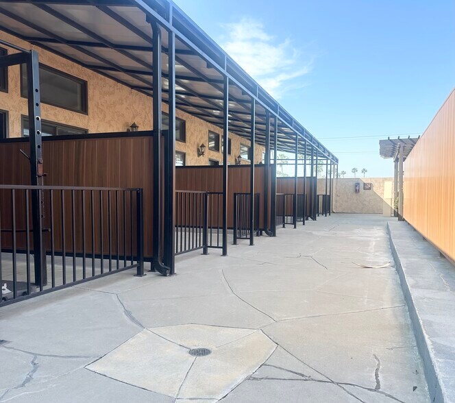 More Photos Of 451 S Brand Blvd, San Fernando Medical For Lease