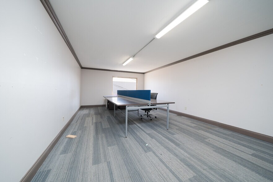 More Photos Of 1602 W 7th St, Owensboro Warehouse For Lease