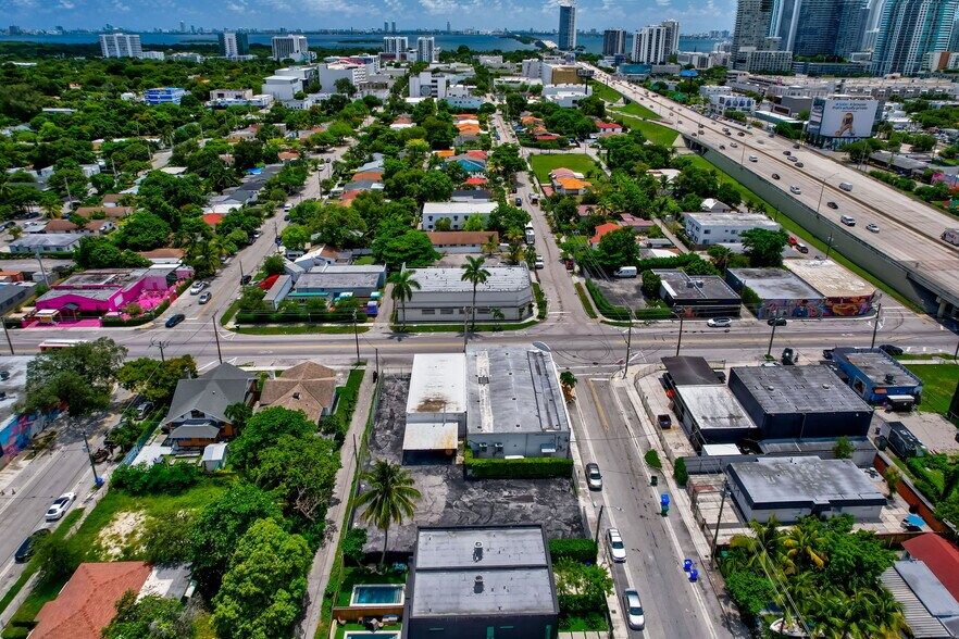 More Photos Of 3910 NW 2nd Ave, Miami Showroom For Sale