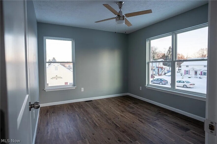 More Photos Of 161 High St, Elyria Apartments For Sale