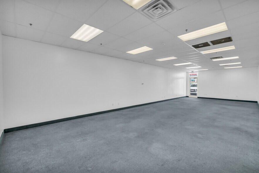More Photos Of 520 W Telegraph St, Washington Freestanding For Lease
