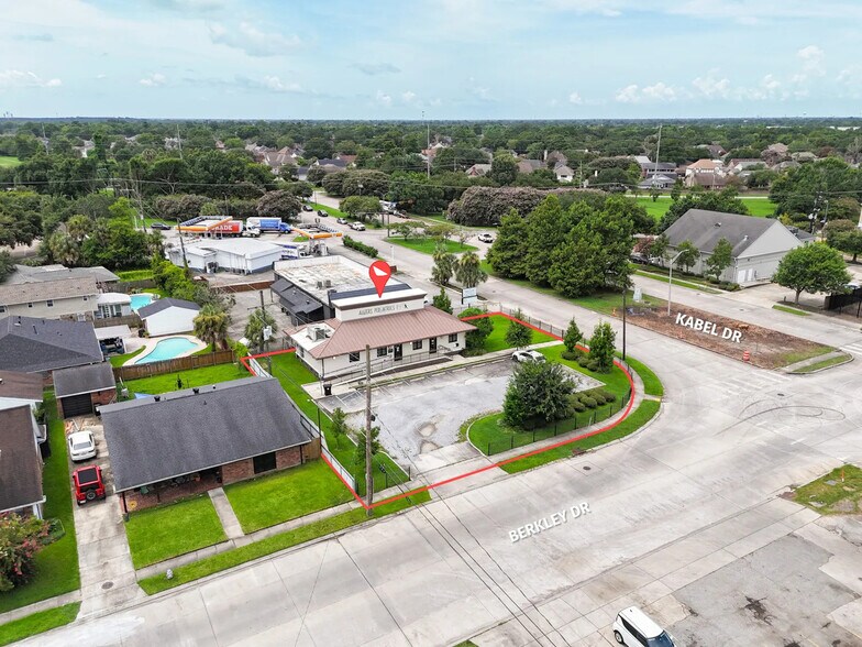 More Photos Of 3500 Kabel Dr, New Orleans Medical For Sale