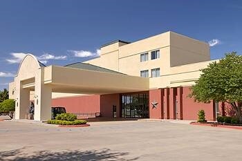 More Photos Of 401 Broad St, Wichita Falls Hotel For Sale