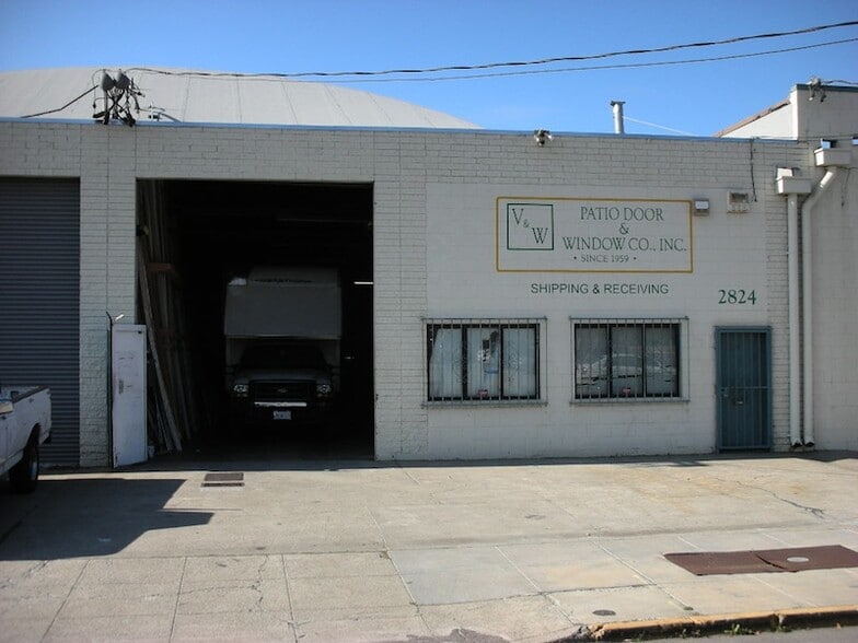Primary Photo Of 2820-2828 8th St, Berkeley Warehouse For Lease