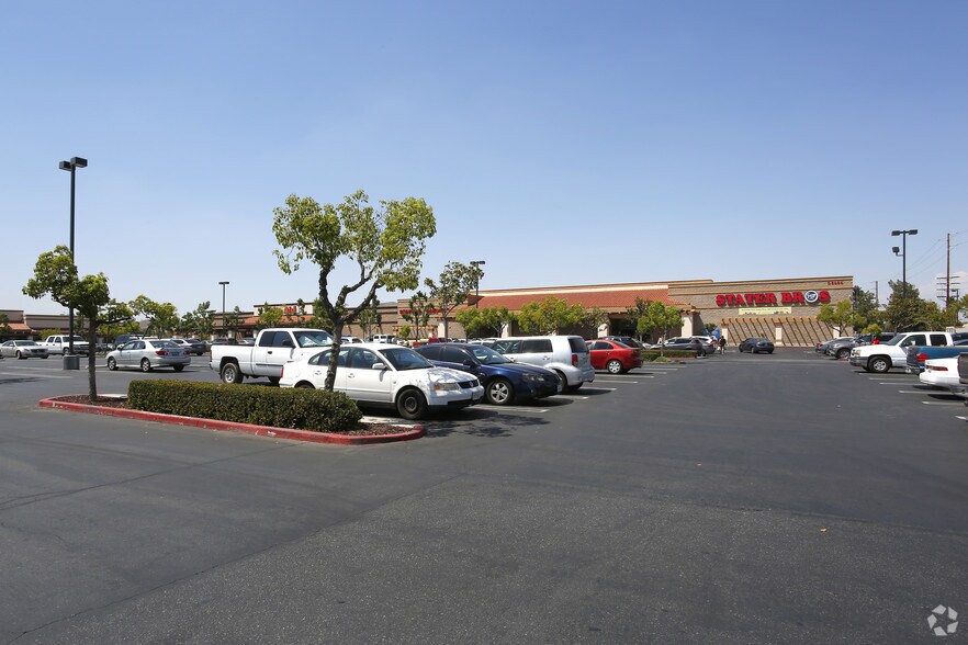 Primary Photo Of 25904-25906 Newport Rd, Menifee Storefront For Lease