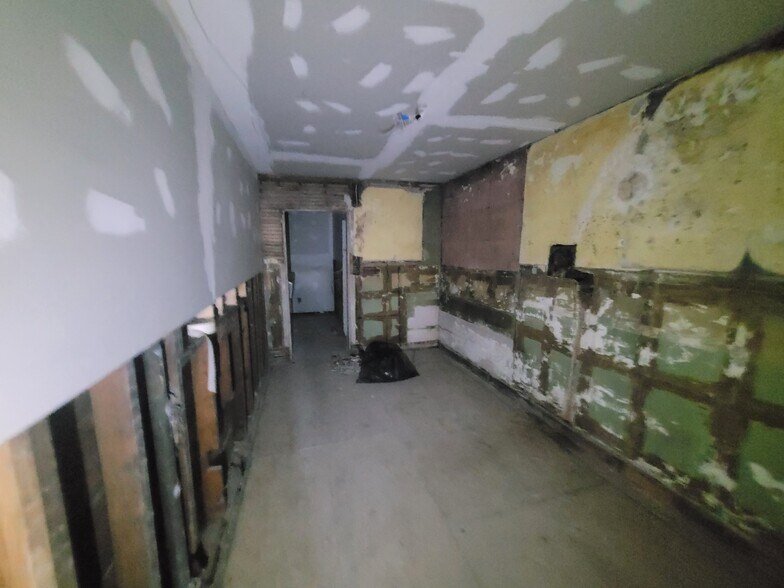 More Photos Of 14907 Livernois Ave, Detroit Flex For Sale