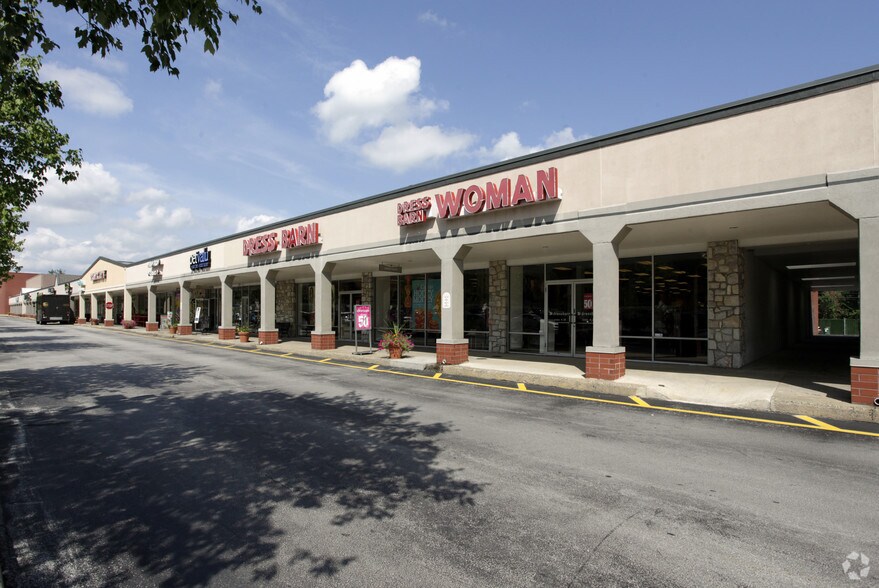More Photos Of 115-125 E Swedesford Rd, Wayne Unknown For Lease