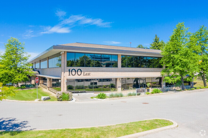 More Photos Of 100 Renfrew Dr, Markham Office For Lease