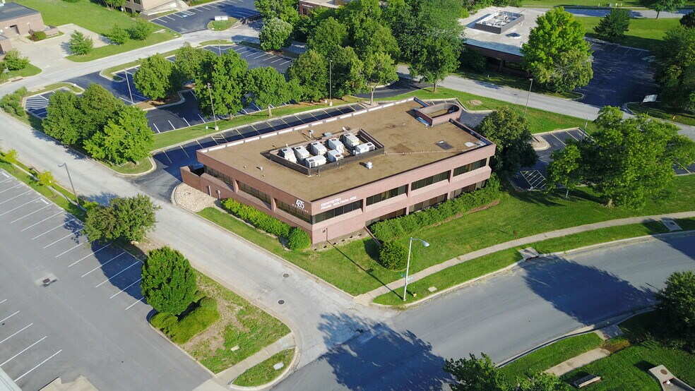 More Photos Of 11775 W 112th St, Overland Park Medical For Lease