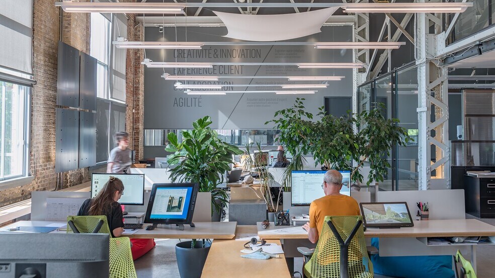 More Photos Of 2600 Rue William Tremblay, Montréal Loft Creative Space For Lease