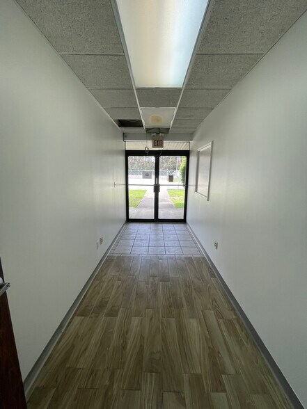 More Photos Of 2211 Louetta Rd, Spring Industrial For Sale