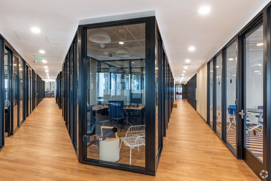 More Photos Of 1560 Broadway, Denver Coworking Space