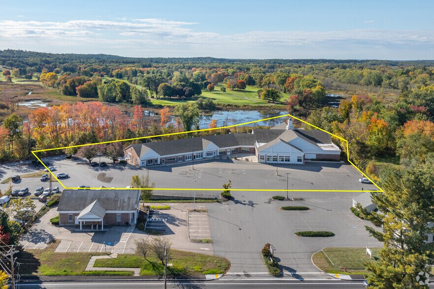 More Photos Of 297 Boston Post Rd, Wayland Storefront For Sale