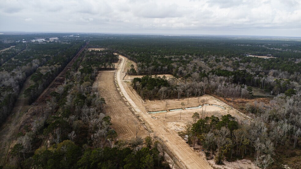 More Photos Of Highway 61, Hankamer Land For Sale
