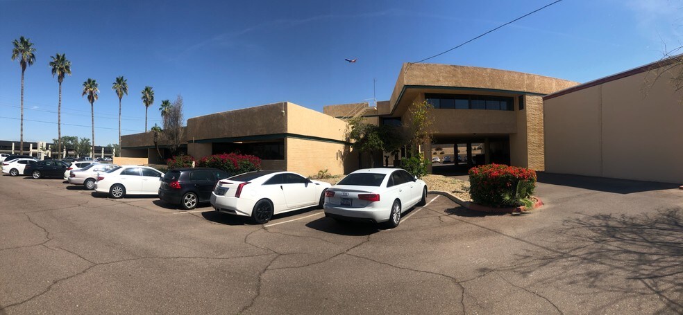 More Photos Of 2401 S 24th St, Phoenix Research And Development For Sale