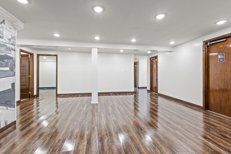 More Photos Of 108 N Depot Dr, Fort Pierce Office Residential For Lease