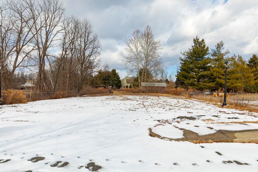 More Photos Of 2493 Route 52, Hopewell Junction Office Residential For Sale