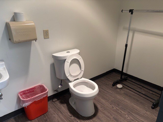 More Photos Of 4355 Interstate 30, Mesquite Office For Lease