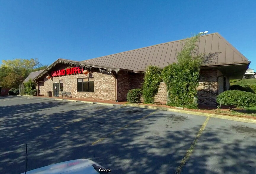 More Photos Of 130-190 Delco Plz, Winchester Unknown For Lease