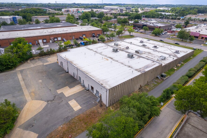 More Photos Of 5731 General Washington Dr, Alexandria Distribution For Sale
