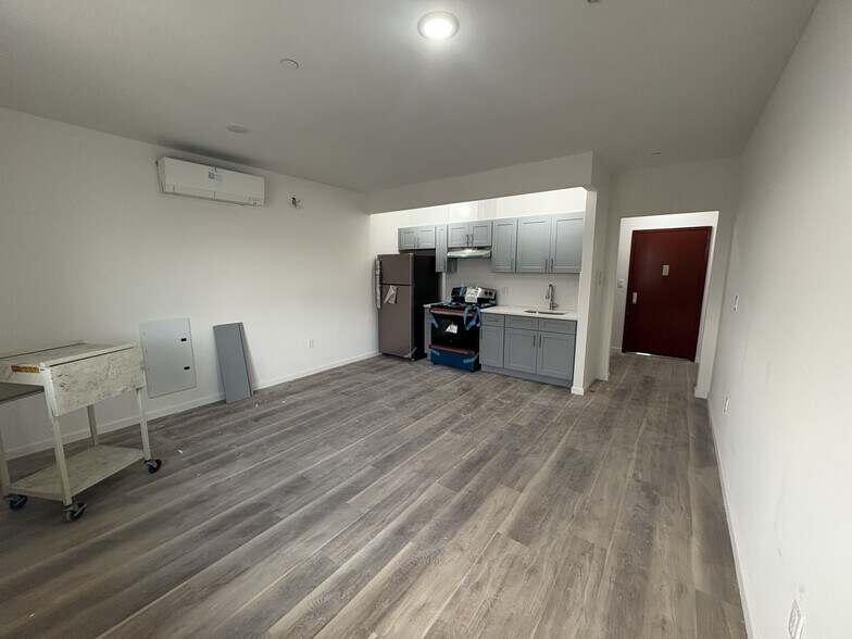 More Photos Of 722 Saint Lawrence Ave, Bronx Apartments For Sale