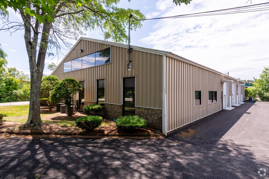 More Photos Of 5 Congress St, Nashua Office For Lease