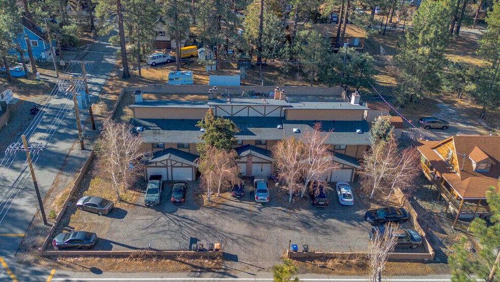 More Photos Of 1111 Apple Ave, Wrightwood Apartments For Sale