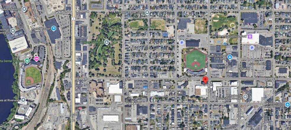 More Photos Of 228 Maple St, Manchester Office For Sale