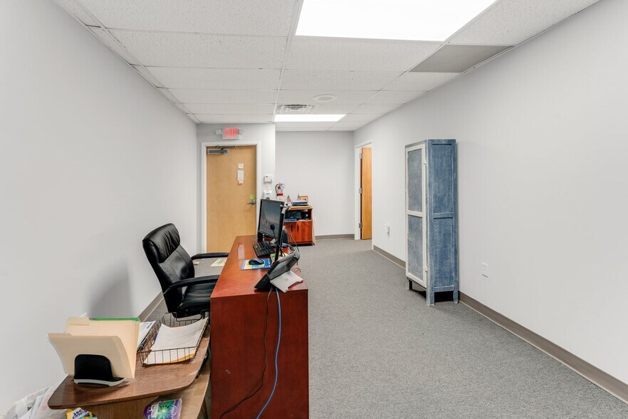 More Photos Of 168 Franklin Corner Rd, Lawrenceville Medical For Sale