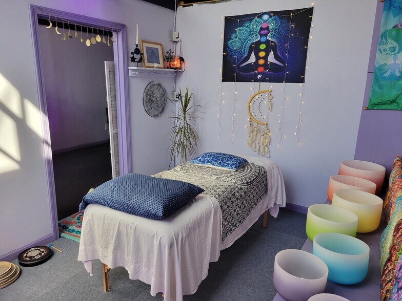 More Photos Of 418 Quequechan St, Fall River Light Manufacturing For Sale