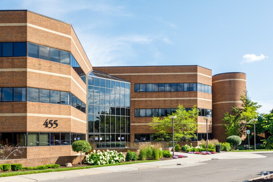 More Photos Of 455 E Eisenhower Pky, Ann Arbor Unknown For Lease