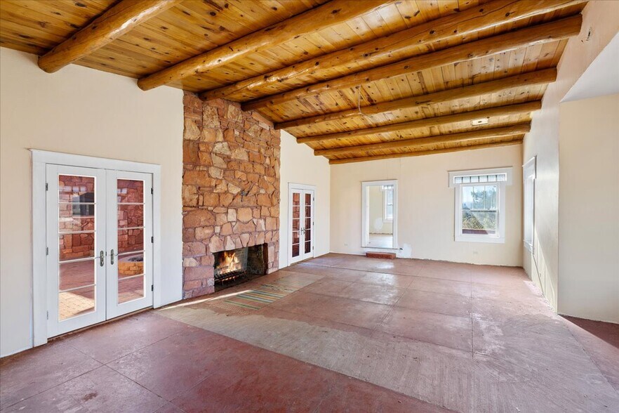 More Photos Of 35 Gassaway Place Pl, Sedona Specialty For Sale