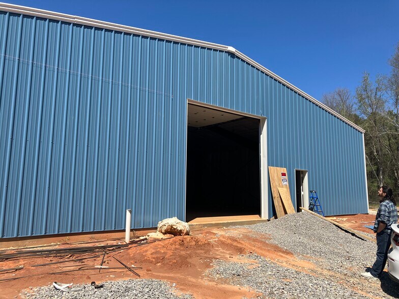 More Photos Of 930 Gum St, Philadelphia Warehouse For Sale