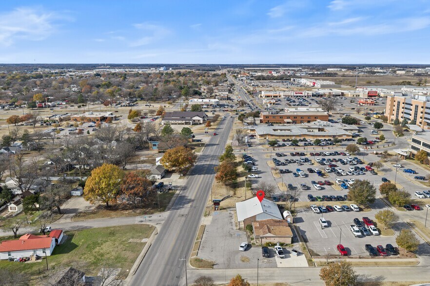 More Photos Of 715 12th Ave NW, Ardmore Medical For Sale