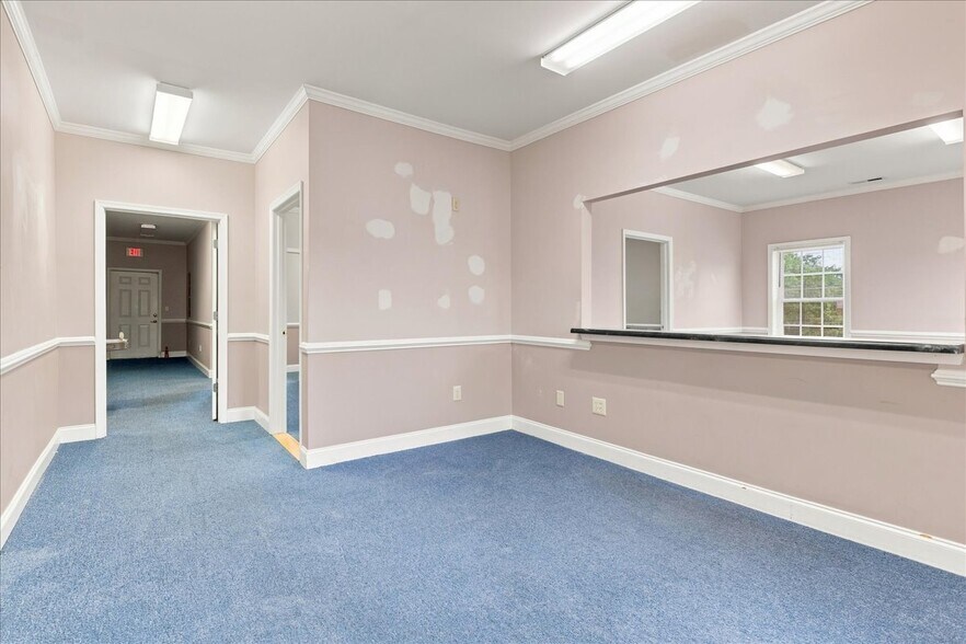 More Photos Of 1563 Jefferson Hwy, Fishersville Office For Lease