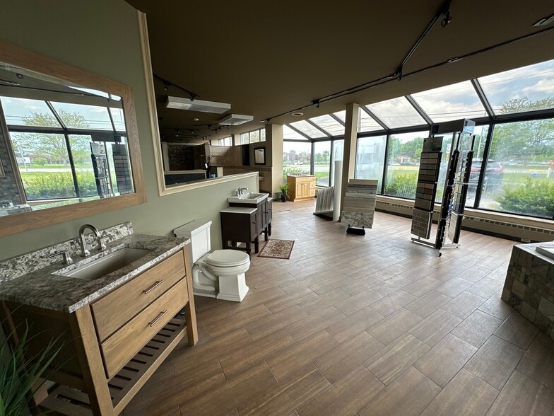 More Photos Of 1340 W Ogden Ave, Naperville General Retail For Sale