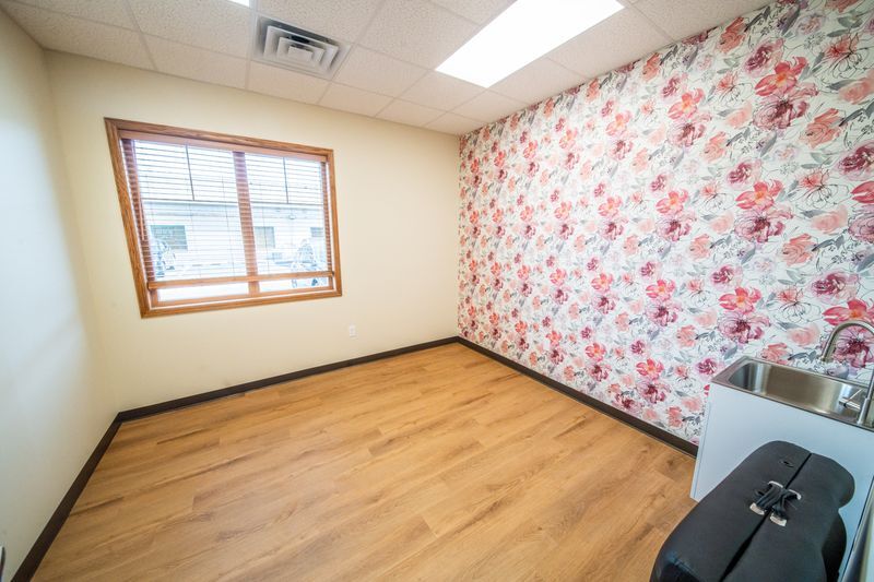 More Photos Of 3269 19th St NW, Rochester Coworking Space