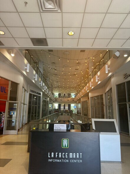 More Photos Of 1458 S San Pedro St, Los Angeles Unknown For Lease