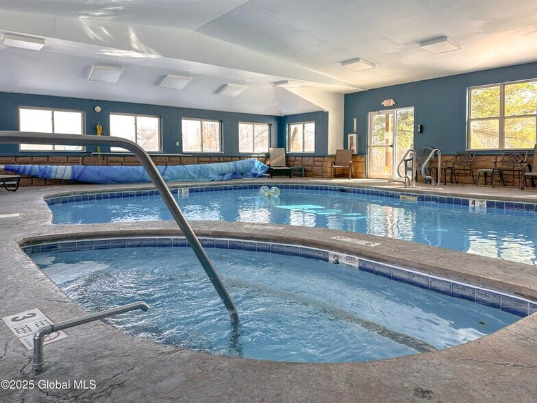 More Photos Of 1545 Us-9, Lake George Hospitality For Sale