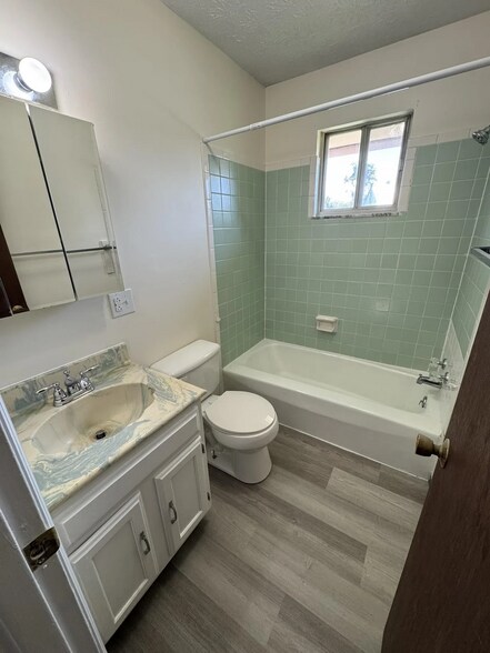 More Photos Of 5031 W Pea Ridge Rd, Huntington Apartments For Sale