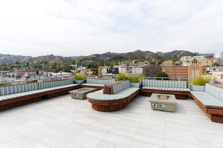 More Photos Of 1443 N Fuller Ave, Los Angeles Apartments For Sale